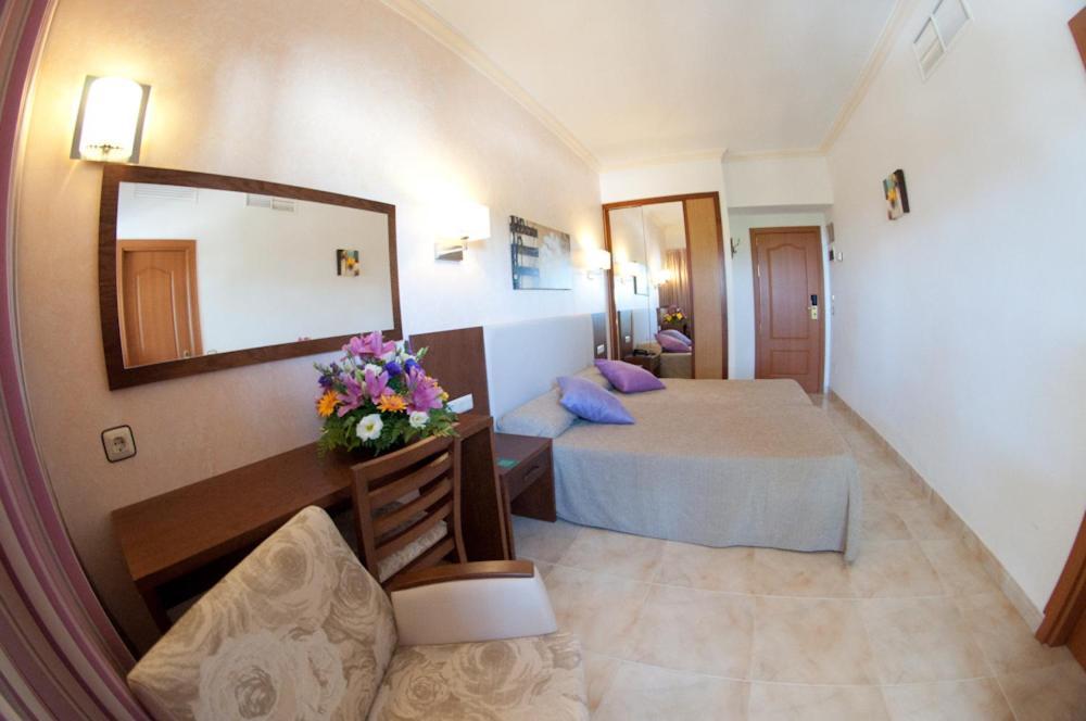 Hotel Cala Gat Cala Ratjada  Room photo